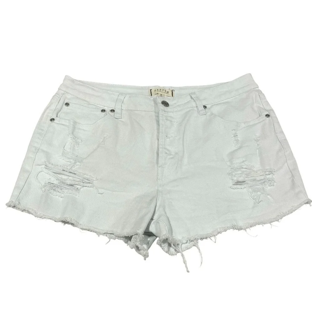 Harper Heritage White Distressed Jean Shorts Size 30‎ Francesca's